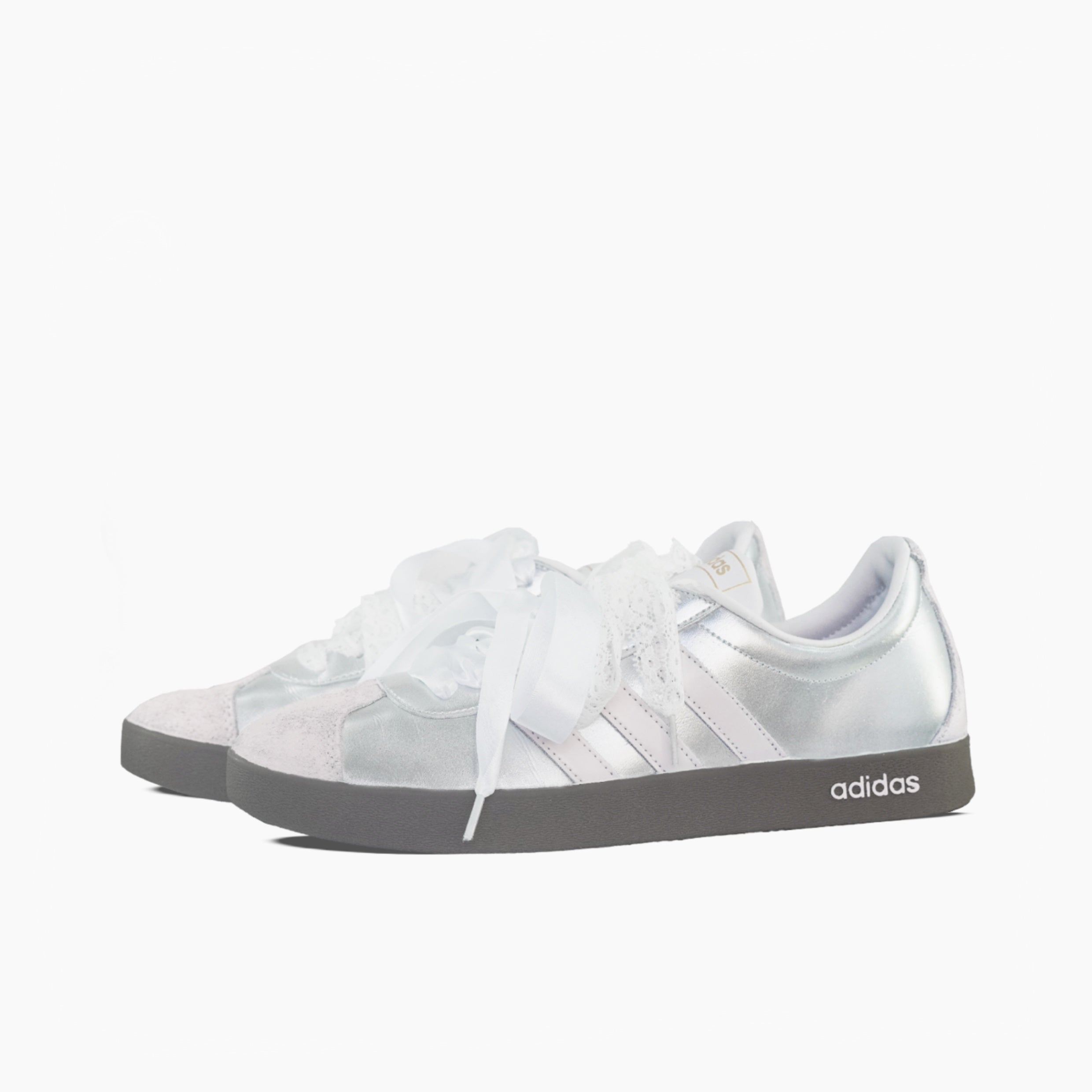 Alice's Dream - VL COURT 2.0 | Custom Handmade Sneakers